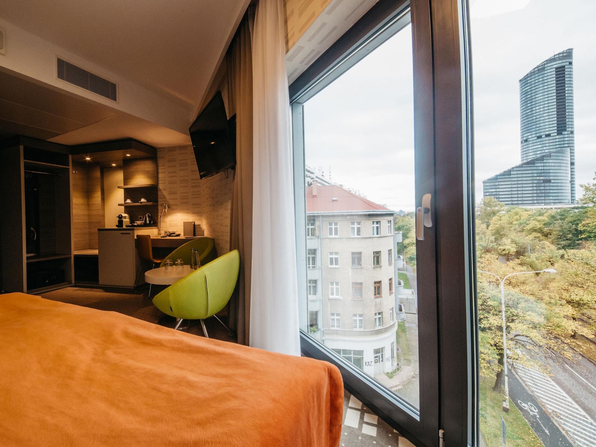 Q Hotel Plus Βρότσλαβ Εξωτερικό φωτογραφία