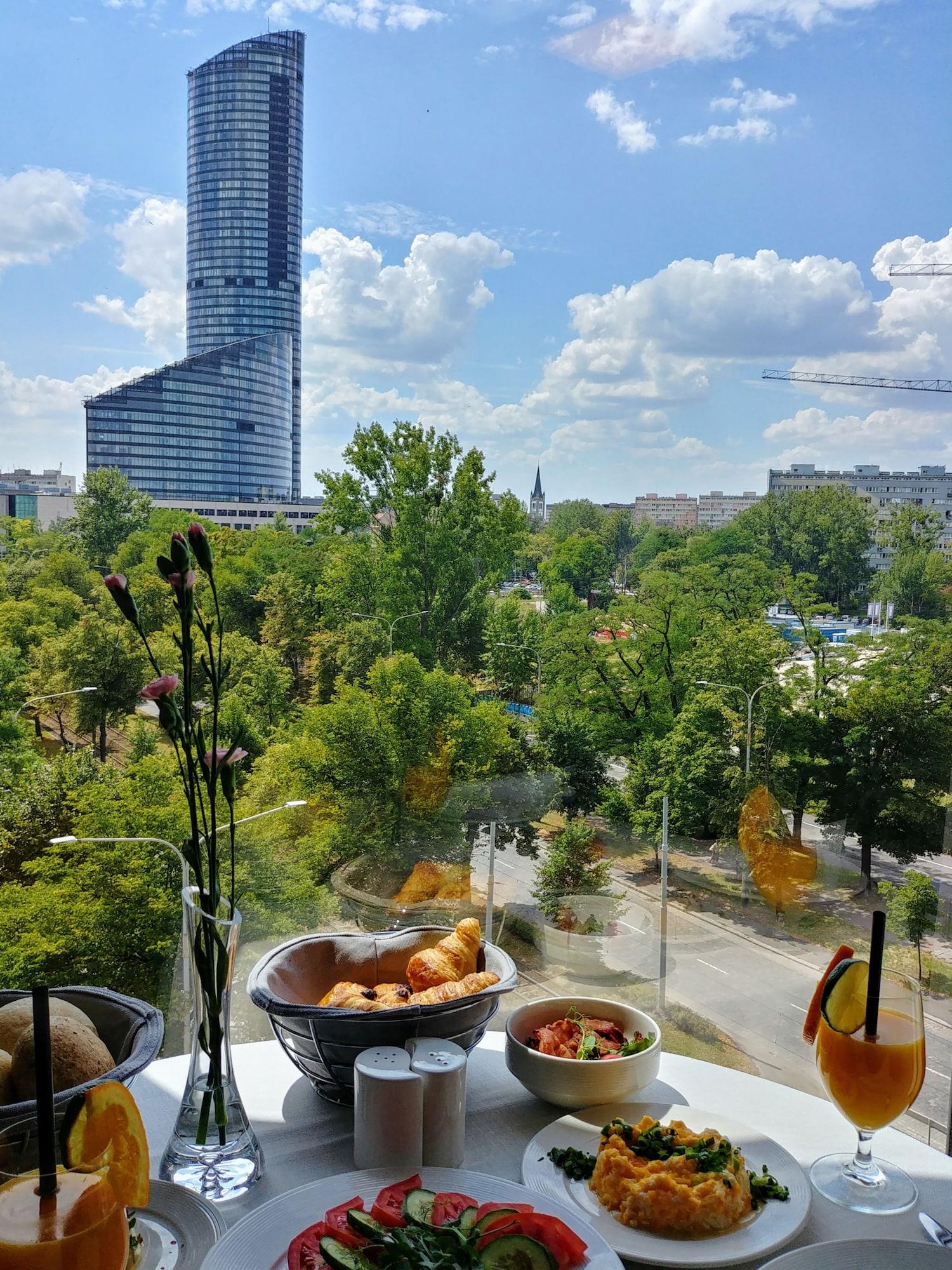 Q Hotel Plus Βρότσλαβ Εξωτερικό φωτογραφία