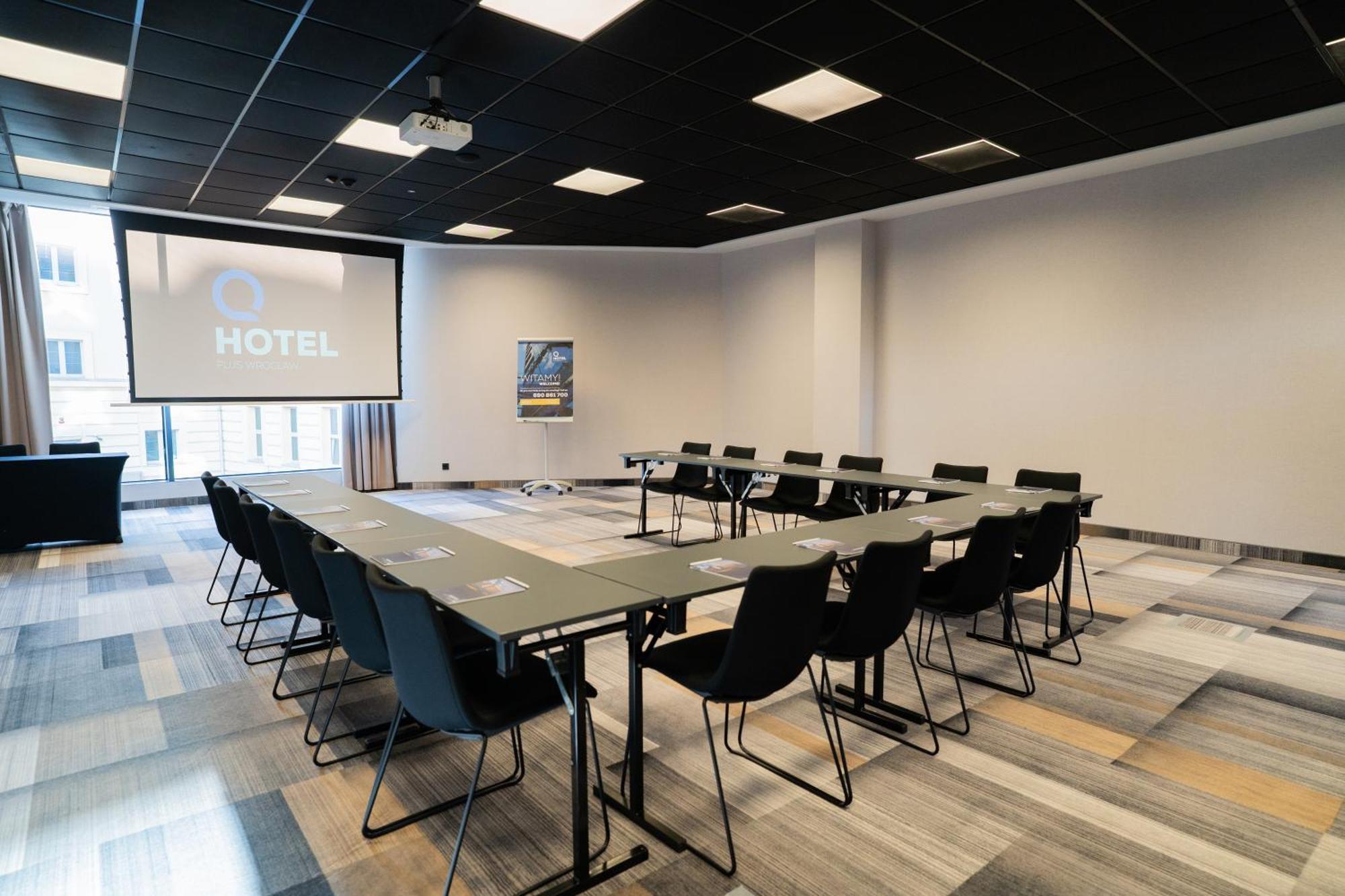 Q Hotel Plus Βρότσλαβ Εξωτερικό φωτογραφία